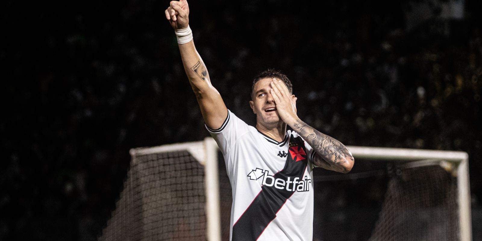 Vasco Supera Fortaleza Nos P Naltis Para Avan Ar Na Copa Do Brasil O