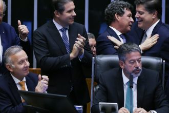 Câmara aprova reforma tributária em segundo turno