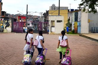 Lei prevê acesso da comunidade escolar à atenção psicossocial