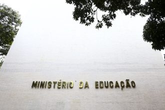 Governo deve repassar 37,2 milhões do salário-educação em 2024