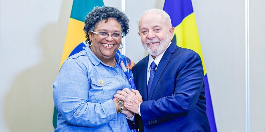 Lula e Mia Mottley discutem mudança climática em reunião na Guiana