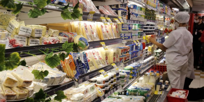 Anvisa: 28% dos alimentos industrializados têm sódio em excesso