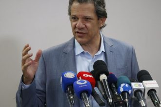 Déficit zero depende do crescimento econômico, diz Haddad