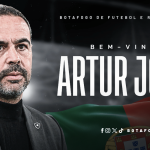 Botafogo anuncia oficialmente a contratação do técnico Arthur Jorge