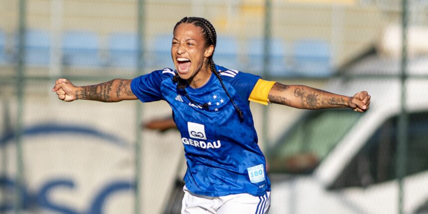 Byanca Brasil comanda goleada do Cruzeiro sobre o Atlético-MG