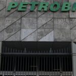 Conselho da Petrobras propõe pagar 50% dos dividendos extraordinários