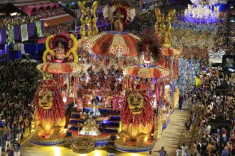 Maioria das escolas de samba do Rio terá enredos sobre negritude