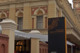 Museu da Língua Portuguesa estreia feira mensal de troca de livros