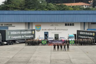 Caminhões levam 200 toneladas de doações para vítimas das chuvas