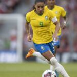 Debinha, Bruninha e Laís Estevam são convocadas para a seleção