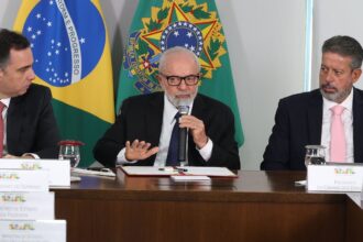 Lula envia projeto para flexibilizar liberação de recursos para o RS