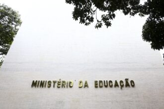 MEC criará protocolos para combater racismo em escolas