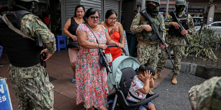 ONG relata torturas, execuções e prisões arbitrárias no Equador