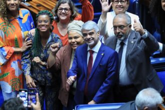 Senado aprova projeto que renova cotas raciais em concursos públicos