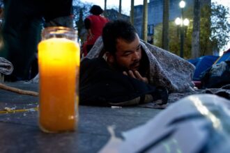 Tendas vão atender e acolher população de rua durante o frio em SP