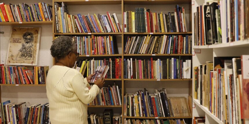 Autores negros podem concorrer a prêmio com romances inéditos