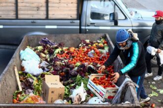 Falta de alimentos para restaurantes populares abre crise na Argentina