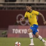 Juventus anuncia contratação do volante brasileiro Douglas Luiz