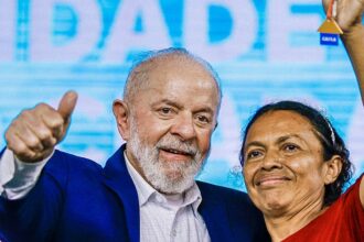 Lula anuncia R$ 194 milhões para construção de 1,3 mil casas no Piauí