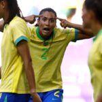 Futebol feminino perde para a Espanha, mas avança para as oitavas