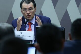 Relator quer tirar urgência na votação da reforma tributária no Senado