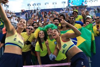 Ana Patrícia e Duda avançam para a semifinal no vôlei de praia