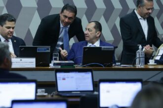 CCJ do Senado reduz prazo de inelegibilidade previsto na Ficha Limpa