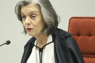 Cármen Lúcia diz que horário eleitoral será exercício democrático