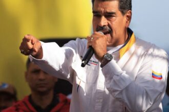 Maduro anuncia bloqueio de 10 dias da rede X por incitar guerra civil