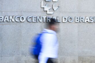 Mercado financeiro prevê inflação de 4,22% para 2024