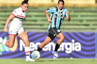 São Paulo empata com Grêmio e chega à semi do Brasileiro Feminino