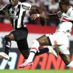 Botafogo e São Paulo começam a disputar vaga na semi da Libertadores