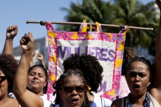 Currículos escolares vão destacar feitos das mulheres para a sociedade