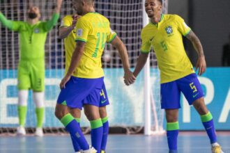 Futsal: Brasil goleia Costa Rica e chega às quartas da Copa do Mundo