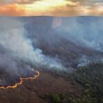 Incêndio queima 10 mil hectares do Parque da Chapada dos Veadeiros