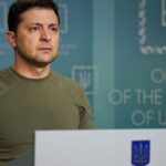 Zelensky anuncia volta de 49 prisioneiros detidos pela Rússia