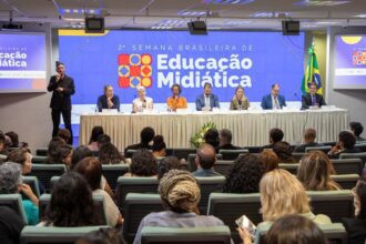 Com educação midiática, estudantes são aliados no combate a fake news