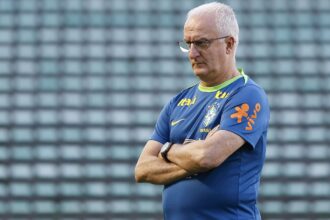 Eliminatórias: Dorival espera jogo complicado contra seleção peruana