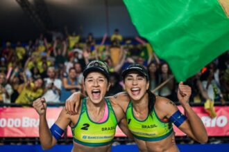 Bárbara e Carol conquistam etapa Elite 16 do Circuito Mundial