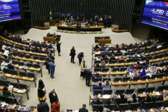 Cúpula dos parlamentos do G20 debate combate à desigualdade de gênero