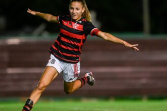 Flamengo goleia Botafogo e conquista Brasileirão Feminino Sub-20