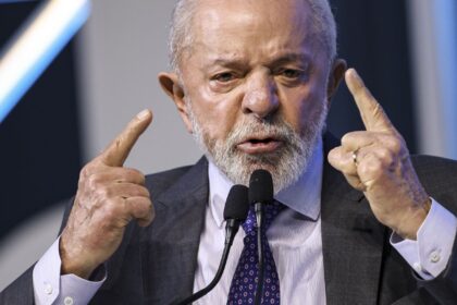 Lula diz que pretende assinar acordo Mercosul-UE ainda este ano
