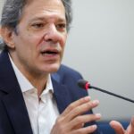 Haddad diz que BC precisa buscar nível de equilíbrio do dólar