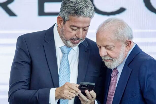 Lira e Lula se reúnem no Alvorada em meio a bloqueio de emendas
