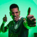 Palmeiras anuncia a contratação do atacante Paulinho