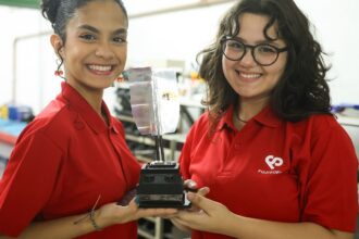 Torneio de "sumô robô” no Japão tem final entre estudantes brasileiros