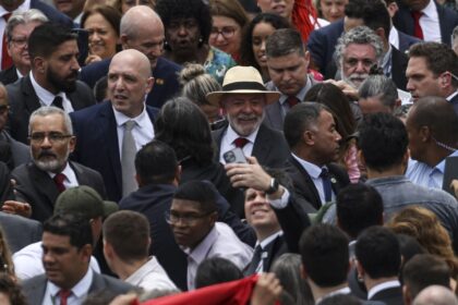 Autoridades pedem responsabilização por tentativa de golpe