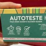 Embalagem de autoteste de HIV fica mais discreta para incentivar uso