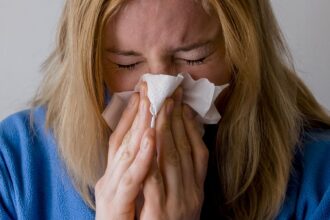 Entenda o que é o vírus respiratório responsável por surto na China