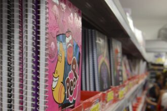 Gastos com material escolar impactam orçamento de 85% das famílias